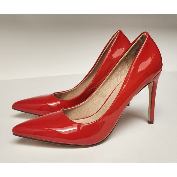 Chase & Chloe LALA-4 Faux Patent Leather Red Pump Heel Shoes Size 7M - Picture 3 of 13